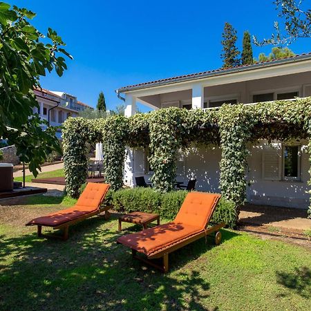 Nice Home In Krk With Kitchen Krk Town Exterior photo