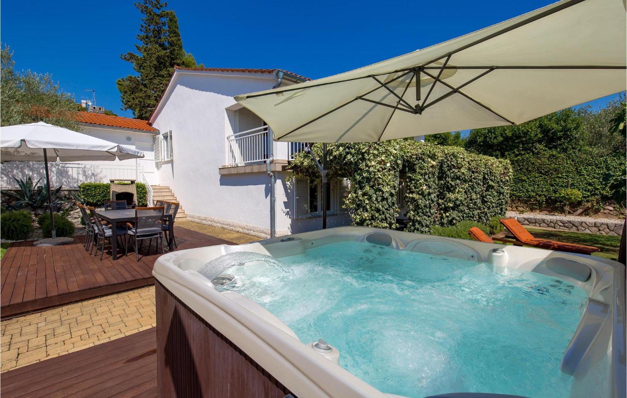 Nice Home In Krk With Kitchen Krk Town Exterior photo